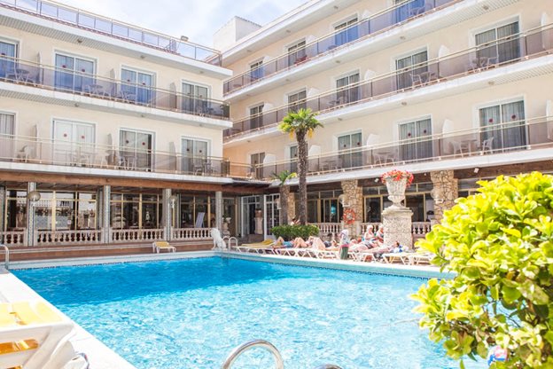 Zwembad van Sorra d'Or Hotel in Malgrat de Mar, Spanje foto 2