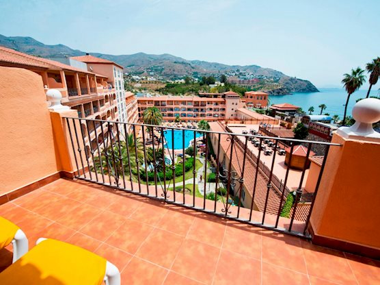 Bahia Tropical Hotel in Almunecar, Spanje foto 4