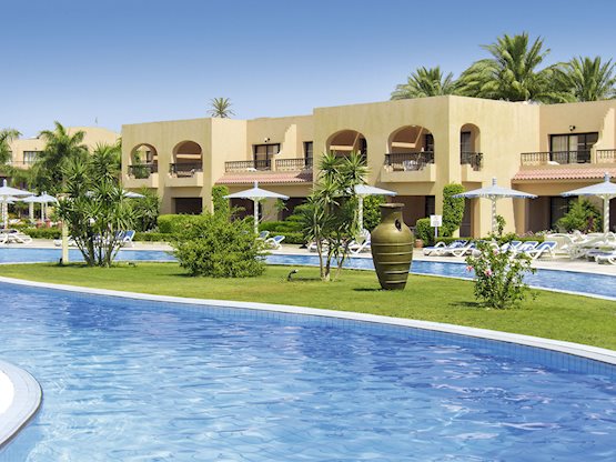 Tuin bij Ali Baba Palace in Hurghada, Egypte foto 4