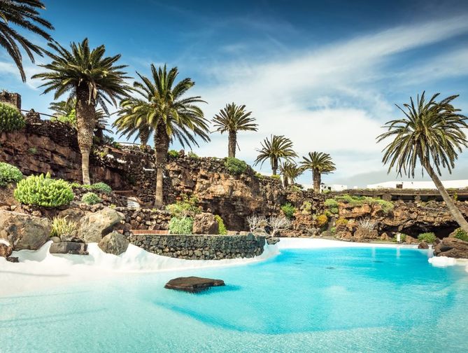 Zwembad van Tabaiba Center Hotel in Costa Teguise, Spanje foto 3