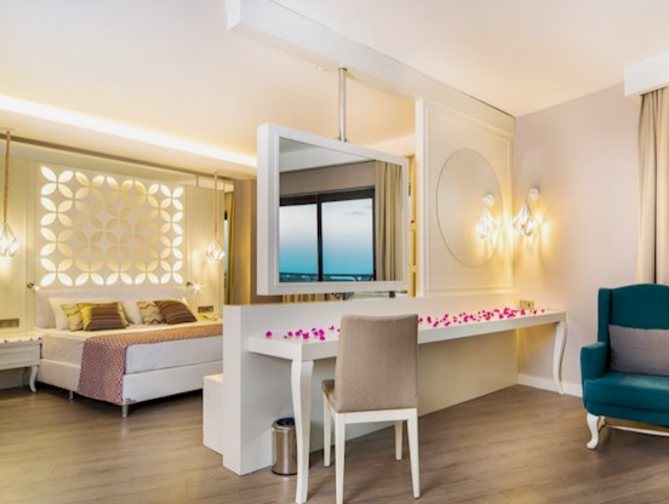 Hotelkamer in Diamond Premium & Spa Hotel in Side, Turkije foto 3