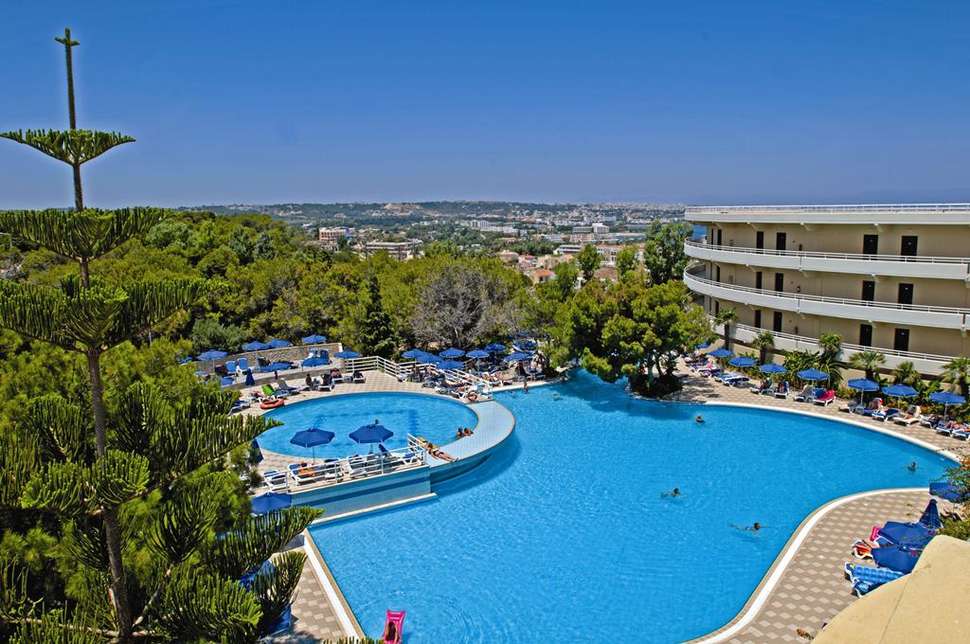 Zwembad van Kalithea Mare Palace Hotel Kalithea, Griekenland foto 1