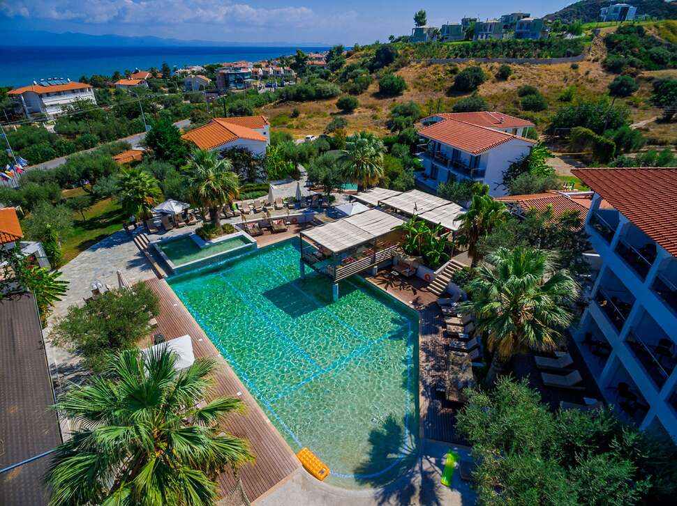 Zwembad van Flegra Palace Hotel in Pefkohori, Griekenland foto 3