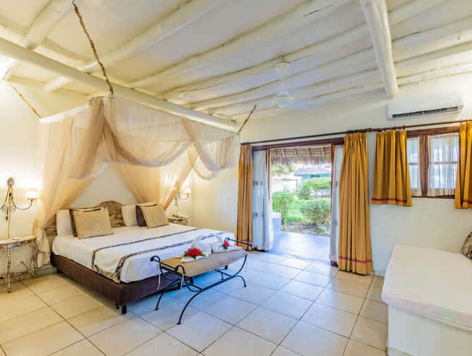 Karafuu Beach Resort Zanzibar: Luxe & Strandvakantie Deal