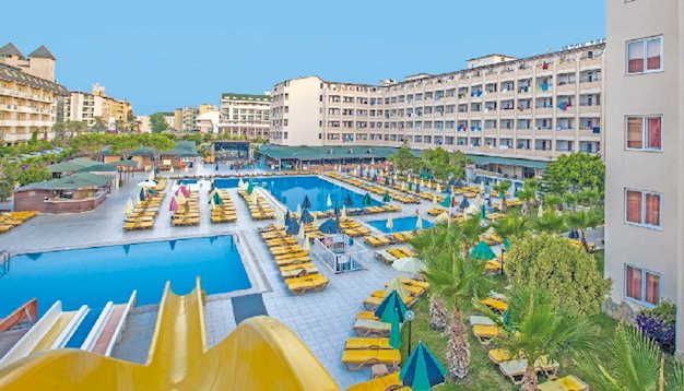 Zwembad met glijbanen van Xeno Eftalia Resort Alanya, Turkije foto 1