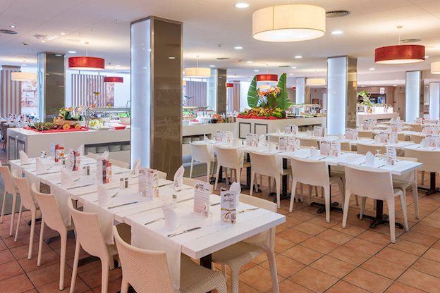 Sumus Stella & Spa Hotel in Pineda De Mar, Spanje foto 5