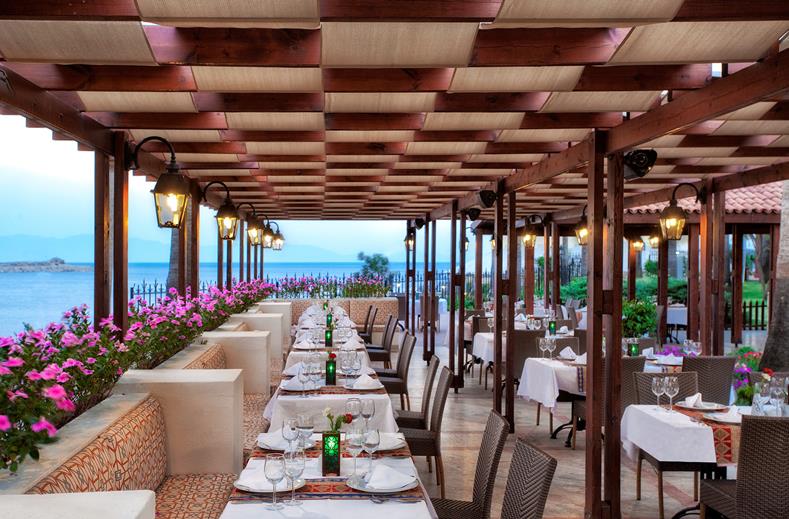 Restaurant in het Hotel Selectum Colours Bodrum in Gumbet, Turkije foto 3