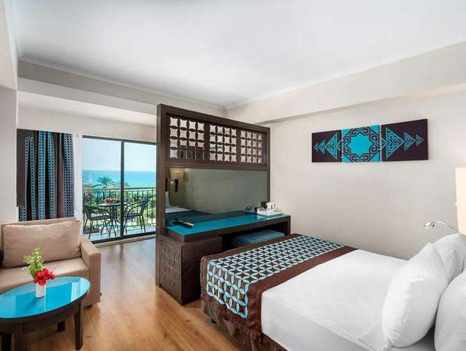 korting-azura-deluxe-side-turkije