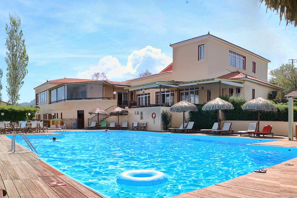 Zwembad van Belvedere Hotel in Molyvos, Griekenland foto 6