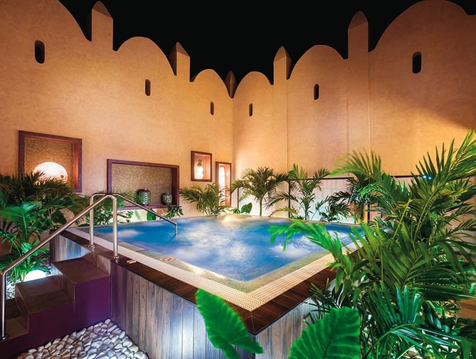 Zwembad van Club Riu Funana Hotel in Santa Maria, Kaapverdië foto 2