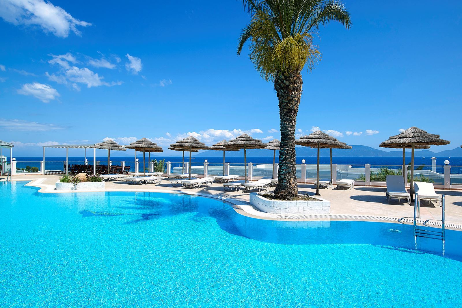 Dimitra Beach Hotel in Agios Fokas, Griekenland foto 5