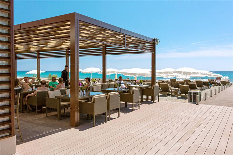 Restaurant in het Titan Garden Hotel in Konaklı, Turkije foto 4