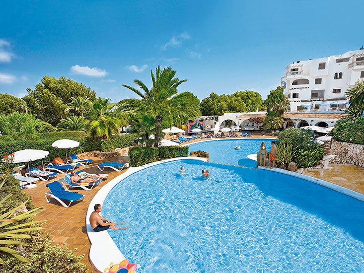 Zwembad van Gavimar La Mirada Club Resort in Cala Dor, Spanje foto 1