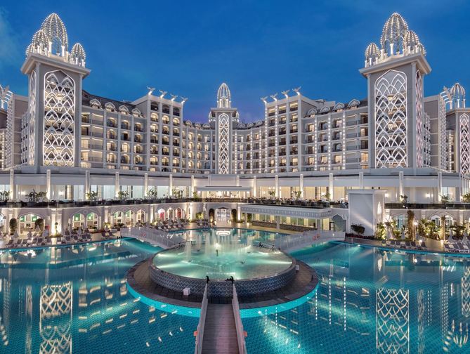 Ligging & omgeving van het Granada Luxury Belek Hotel in Belek, Turkije foto 1