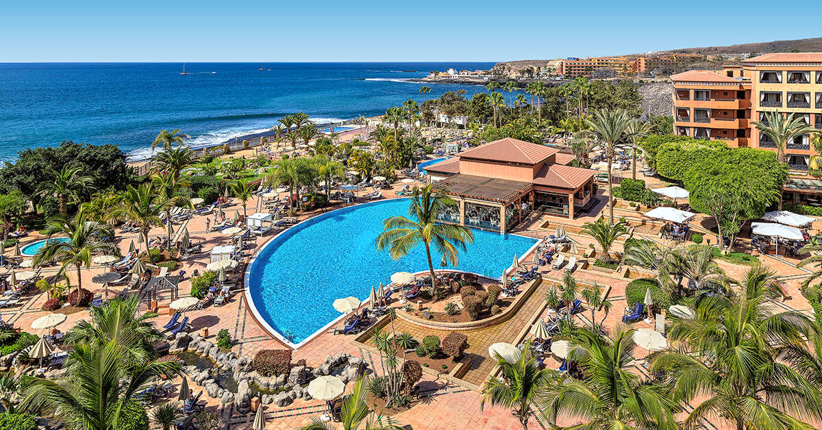 Buitenkant van H10 Costa Adeje Palace Hotel in Costa Adeje, Spanje foto 1