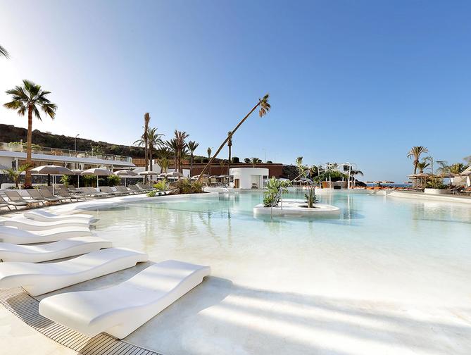 hard-rock-hotel-tenerife-spanje-1