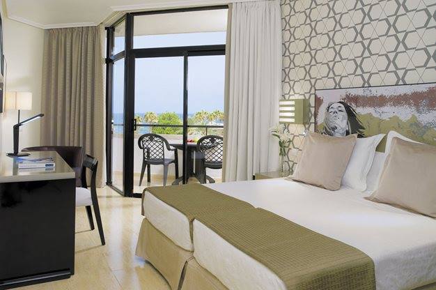 Hotelkamer in Hovima Santa Maria Hotel in Costa Adeje, Spanje foto 2