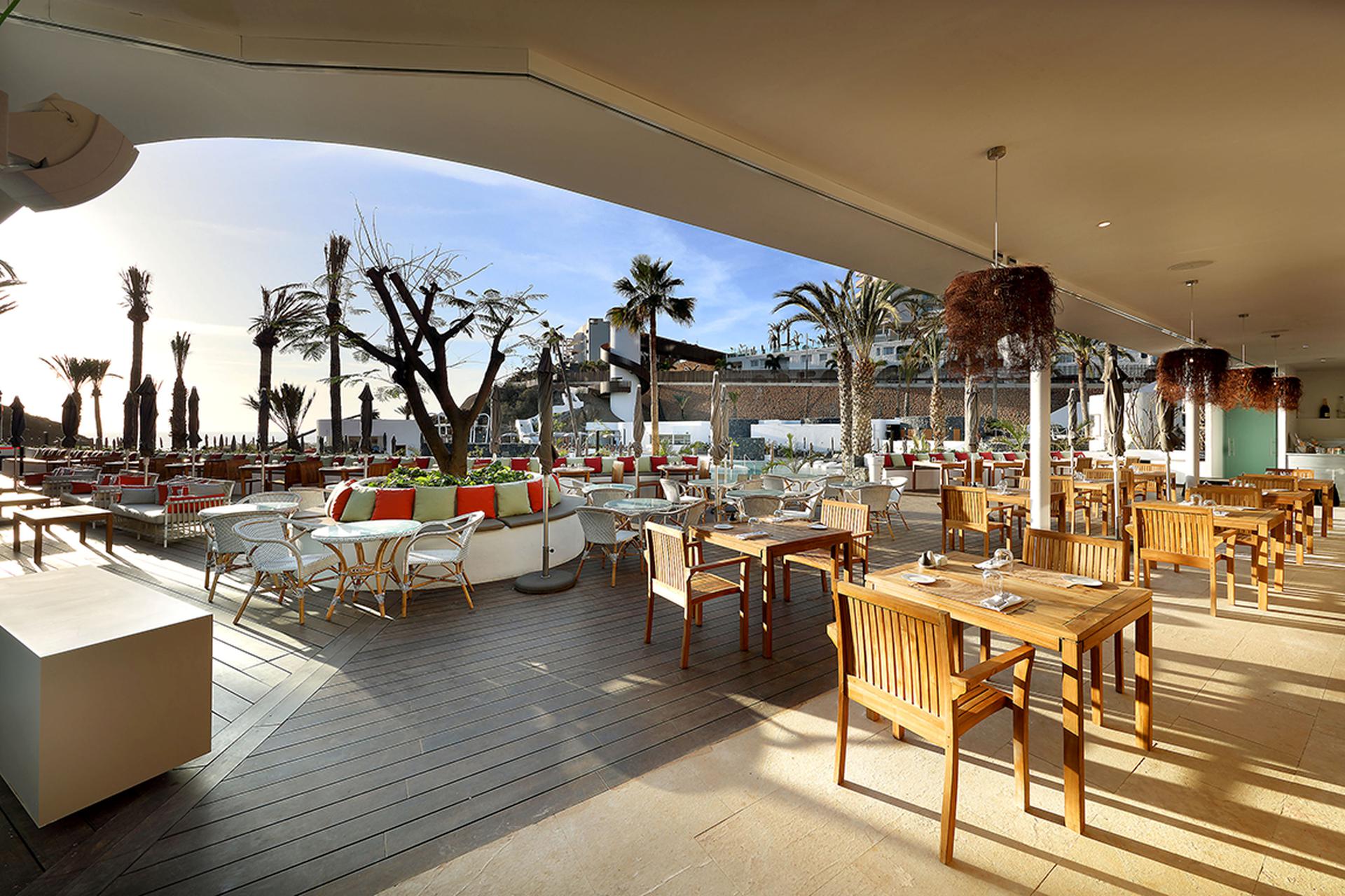 Restaurant in het Hovima Santa Maria Hotel in Costa Adeje, Spanje foto 3