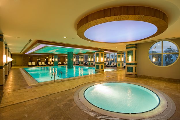 Zwembadzijdebij SENTIDO Kamelya Selin Hotel in Side, Turkije foto 2