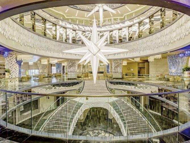 Architectuur van het Royal Seginus Hotel in Antalya, Turkije foto 3