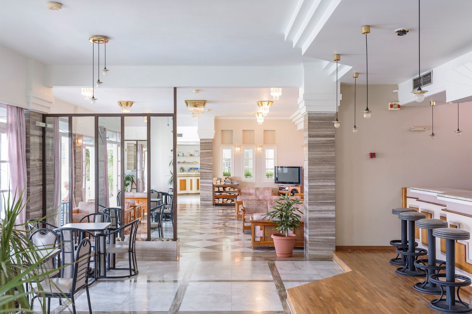 Restaurant in het Samos Sun Hotel in Pythagorion, Griekenland foto 3