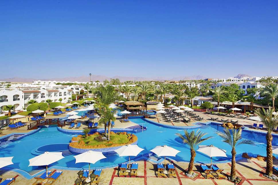 Zwembadzijde bij Hilton Sharm Dreams Resort in Sharm El Sheikh, Egypte foto 1