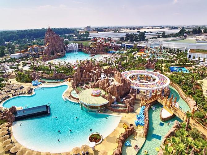 Zwembad van Rixos Park Belek Hotel in Serik, Turkije  foto 1