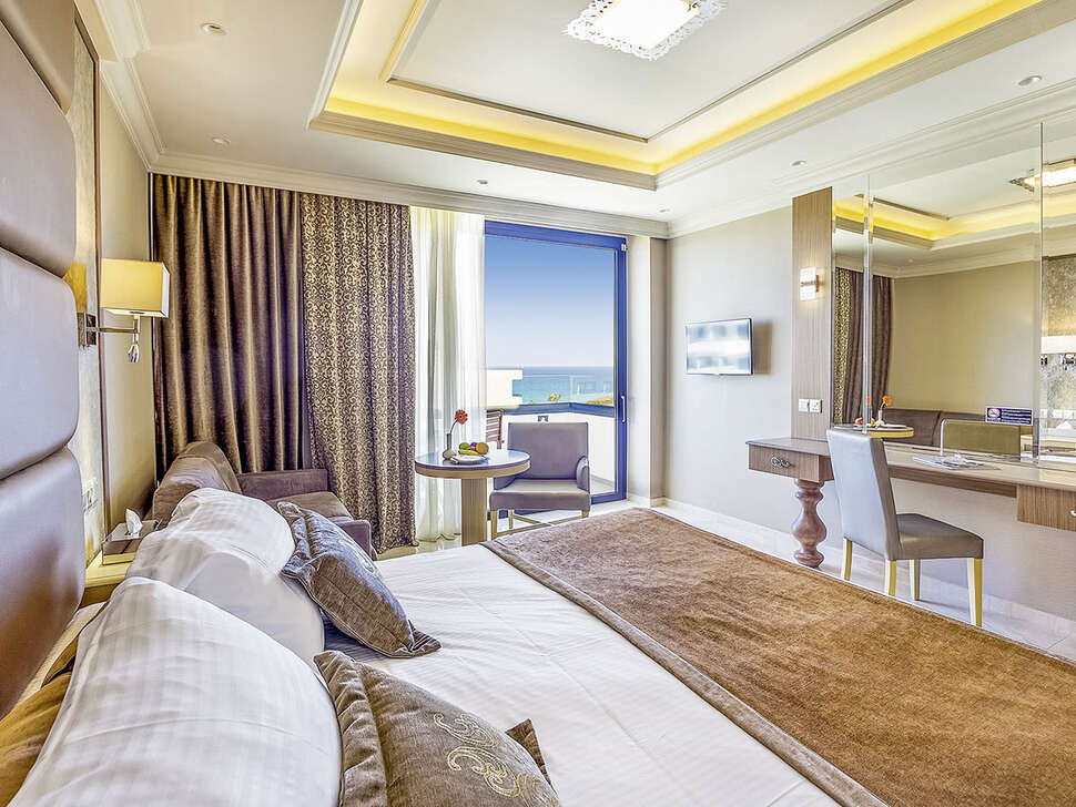 Adams Beach Hotel: 5-sterren luxe aan het strand!