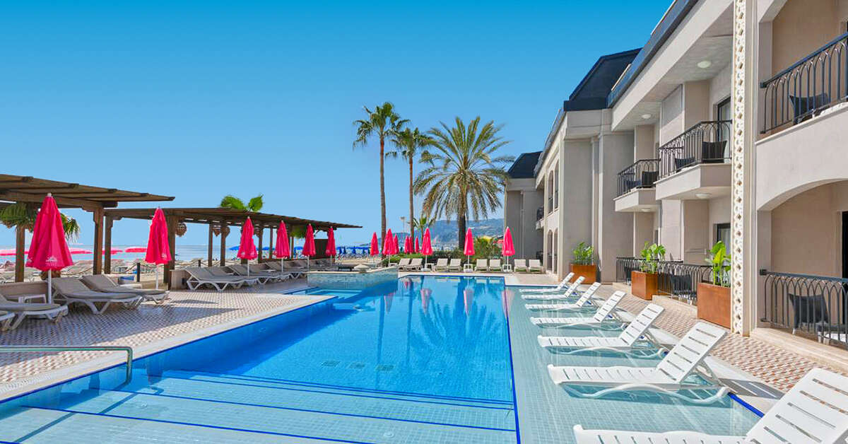 Zwembadzijde bij Alaaddin Beach Hotel Alanya, Turkije foto 1