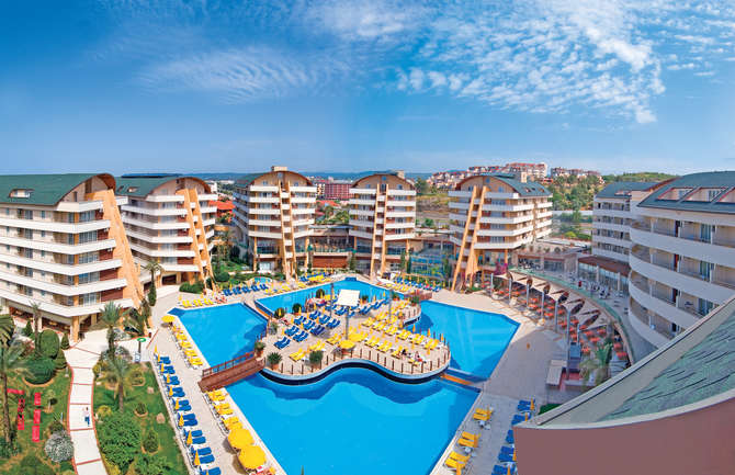 Zwembad van Alaiye Resort & Spa Hotel in Alanya, Turkije foto 1