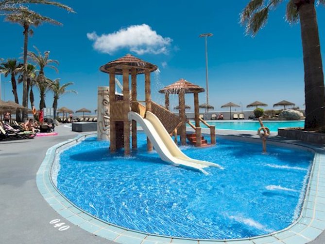 Alua Golf Trinidad: Zonvakantie Spanje Deal