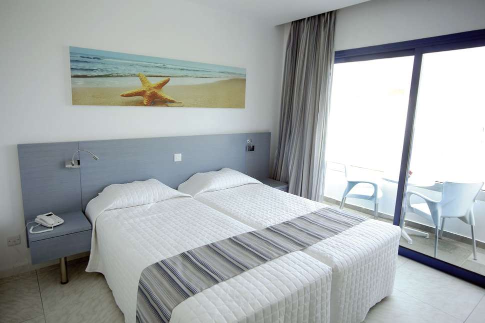 Anonymous Beach Hotel: Vakantiedeal Cyprus Ontdekken!