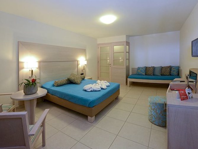 Hotelkamer in Aphrodite Beach Club Hotel in Gouves, Griekenland foto 4