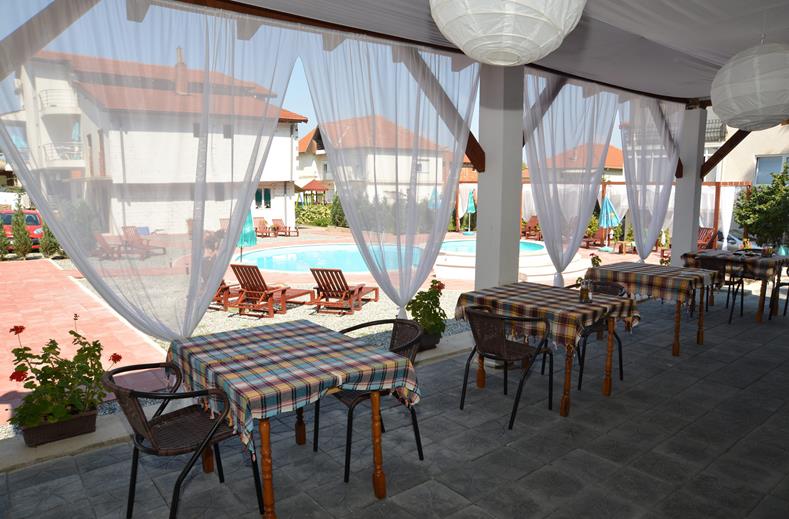 Appartementen Basoski Hotel in Peštani, Macedonië foto 5