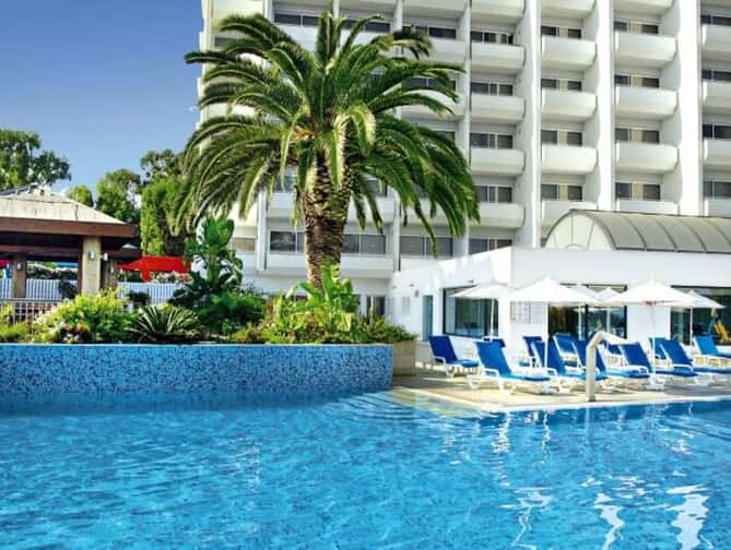 Atlantica Miramare Beach Hotel: Geniet van Cyprus!