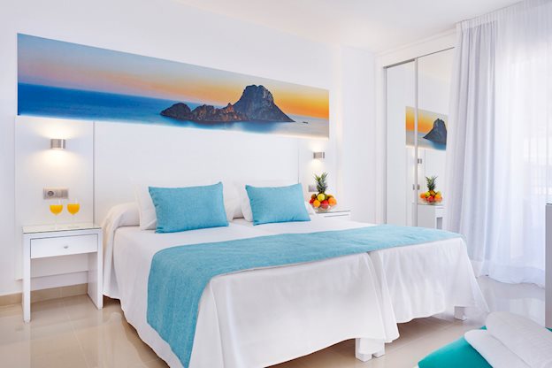 Balansat Resort in Port de Sant Miquel, Spanje foto 4