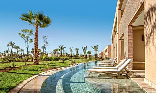 Zwembadzijde bij Be Live Collection Adults Only Hotel Marrakech, Marokko foto 2