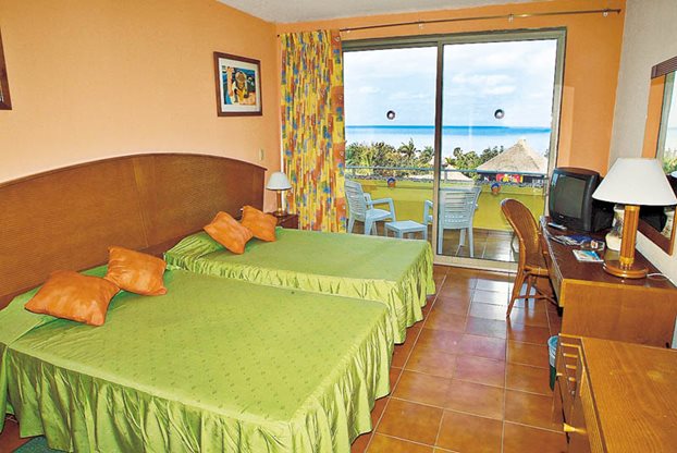 Tuxpan Hotel in Varadero, Cuba foto 5