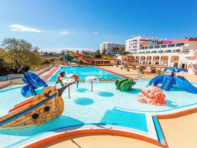 Ukino Family Palmeiras Village: Topdeal Algarve