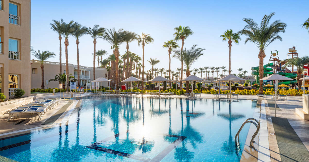 Zwembad vanBeach Albatros Resort Sahl Hasheesh, Egypte foto 1
