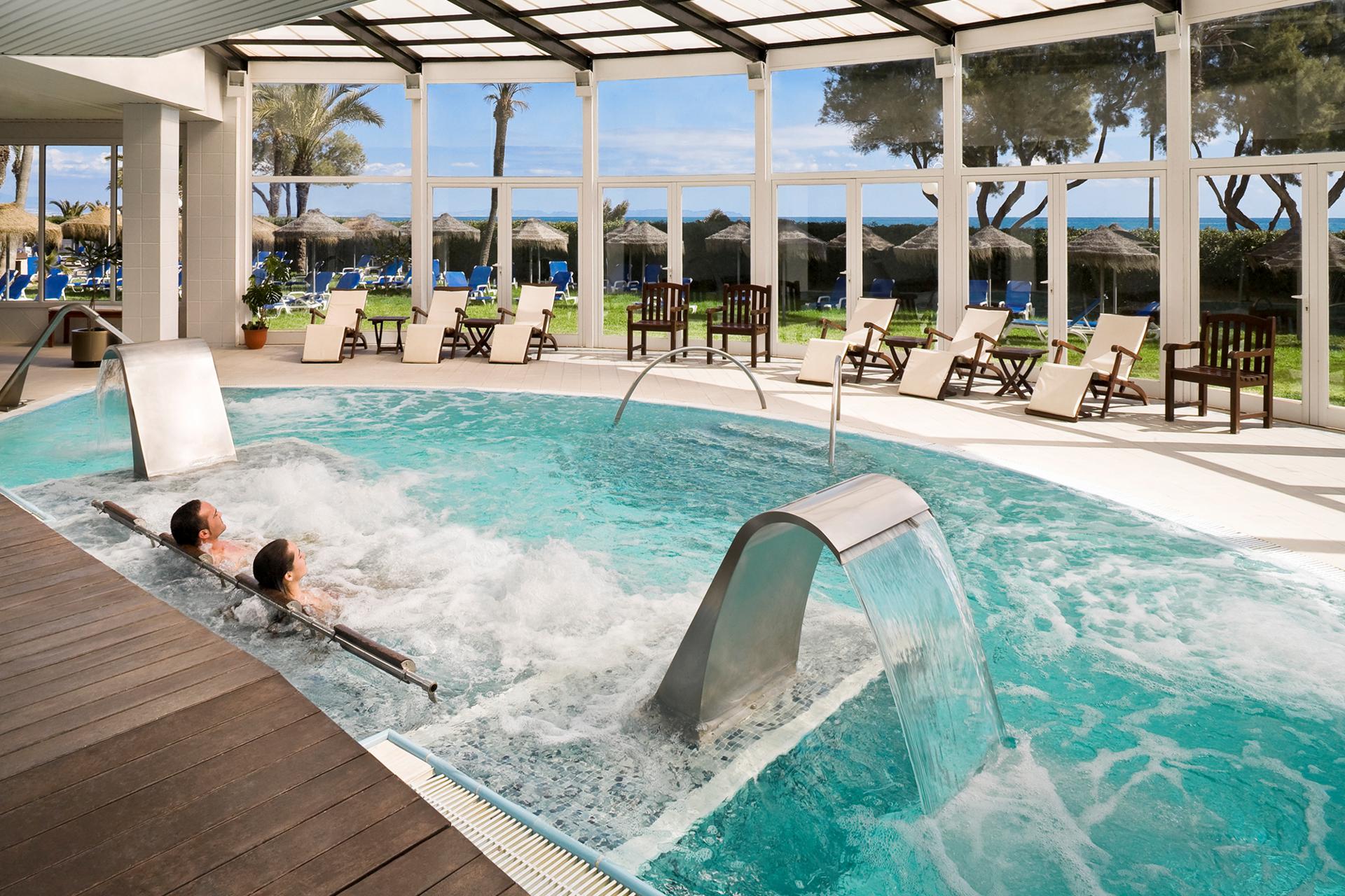 Zwembad van Best Sabinal Hotel in Roquetas De Mar, Spanje foto 3