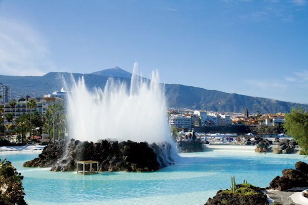 Zwembad van Blue Sea Puerto Resort in Puerto de la Cruz, Spanje foto 3