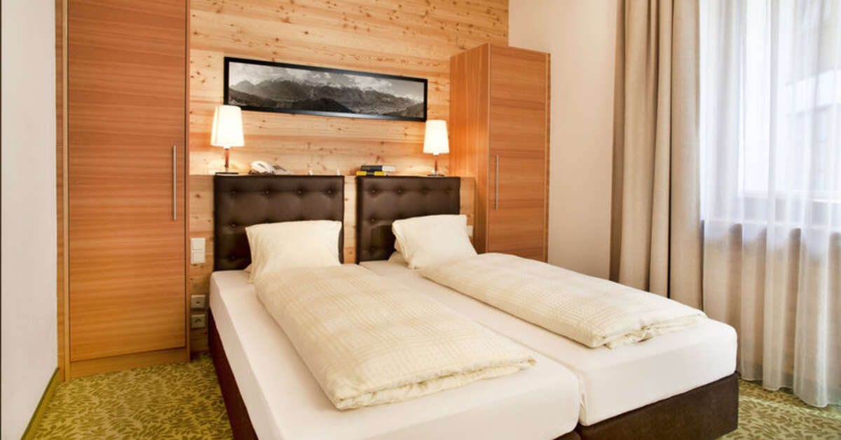 Hotelkamer in Bon Alpina Hotel Igls, Oostenrijk foto 2