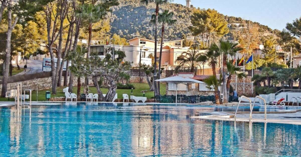 Zwembad van BQ Belvedere Hotel Cala Mayor, Spanje foto 1