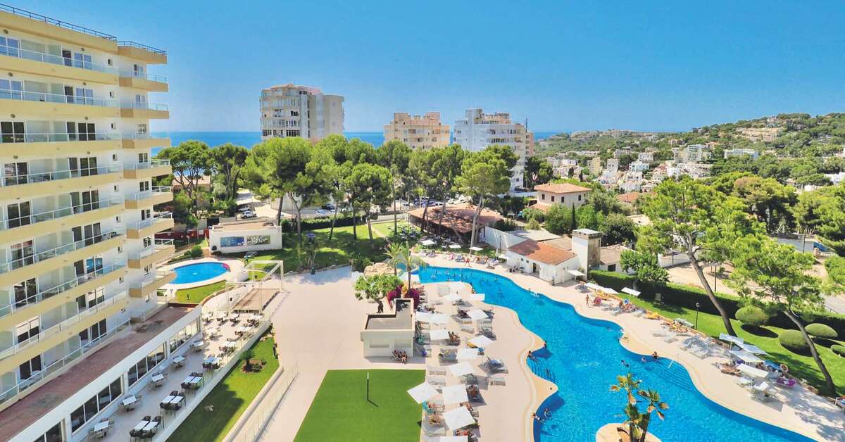 Zwembad van BQ Belvedere Hotel Cala Mayor, Spanje foto 2