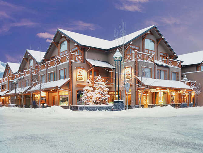 Brewster's Mountain Lodge: Authentiek Verblijf in Banff!