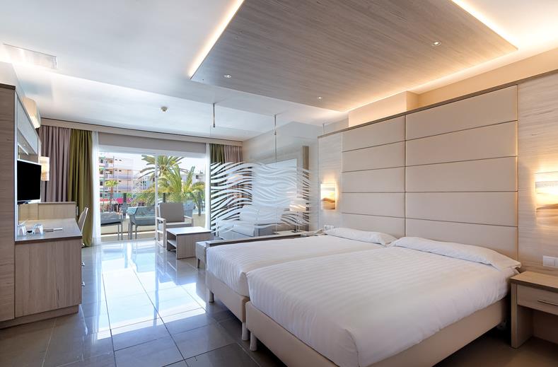 Hotelkamer in Bull Escorial Hotel in Playa del Inglés, Spanje foto 2