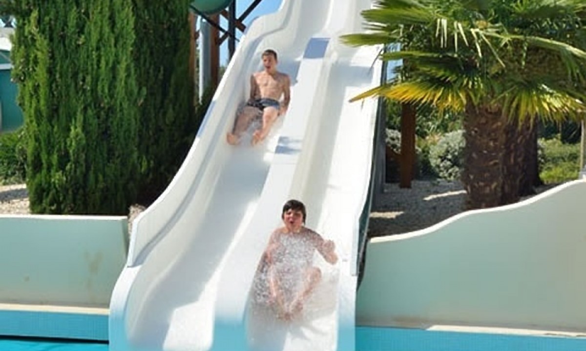 Camping Le Pin Parasol Hotel in La Chapelle-Hermier, Frankrijk foto 6