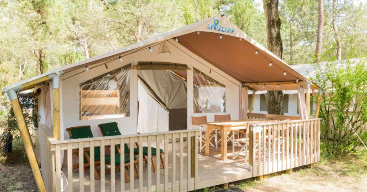 Grasveld bij het Camping Spiaggia e Mare Hotel in Lido di Scacchi, Italië foto 3