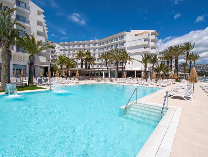 Cap Negret Altea: Zon, Zee & Ontspanning aan de Costa Blanca